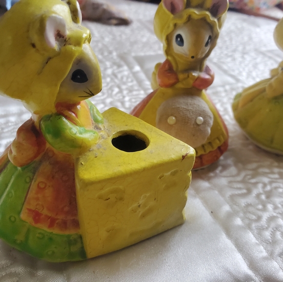 1970 lot of 4 darling mice sewing reading time hourglass pincushion vintage desk - Picture 2 of 5